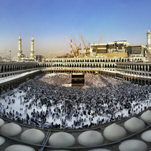 Pilgrims around Al-Kaba